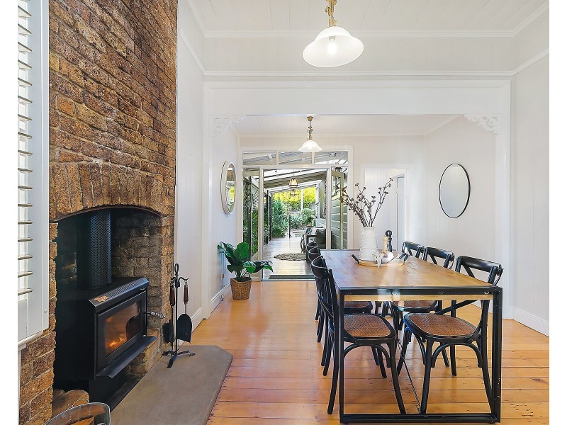213 Hudson Road, Wooloowin QLD 4030