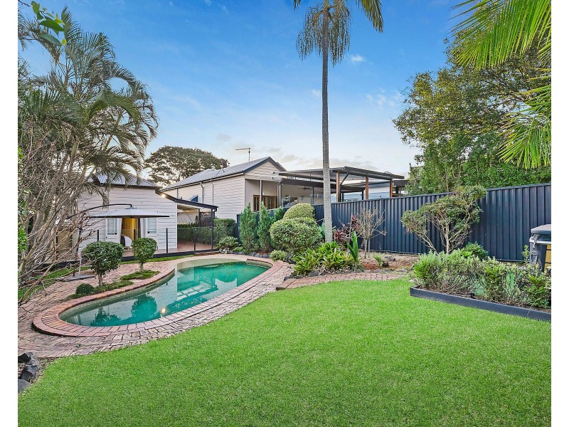 213 Hudson Road, Wooloowin QLD 4030