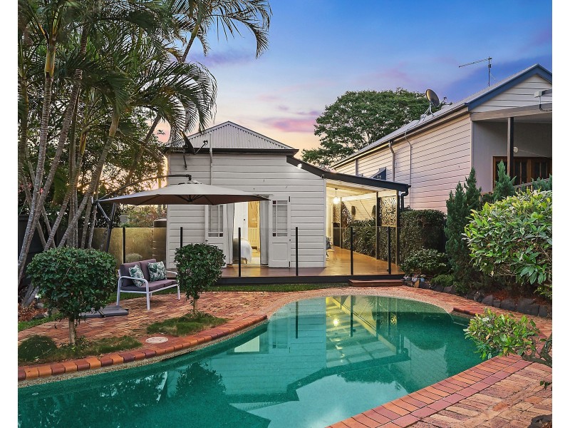 213 Hudson Road, Wooloowin QLD 4030