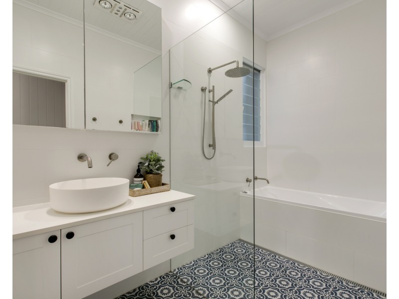 23 Thorrold Street, Wooloowin QLD 4030