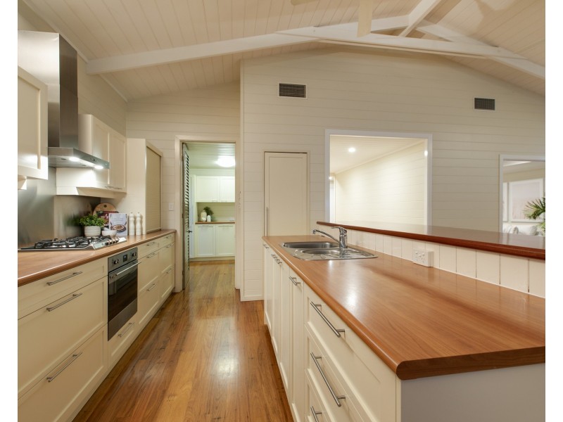 60 Reeve Street, Clayfield QLD 4011