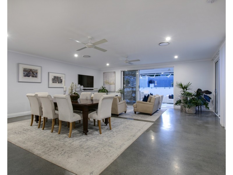 10 Cambridge Street, Nundah QLD 4012