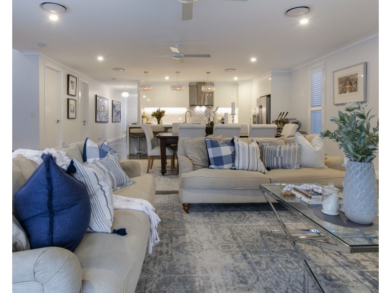 10 Cambridge Street, Nundah QLD 4012