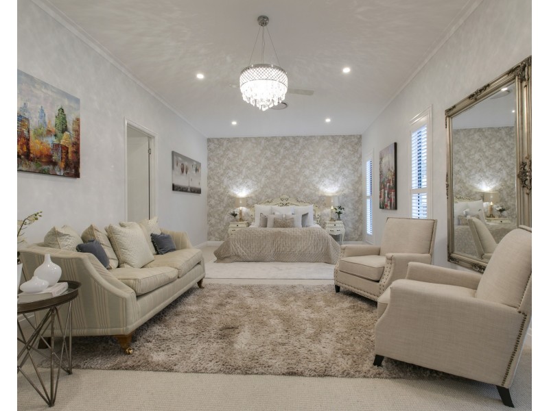 10 Cambridge Street, Nundah QLD 4012