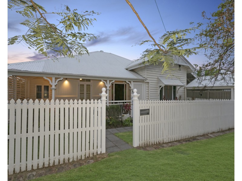 98 Bellevue Terrace, Clayfield QLD 4011