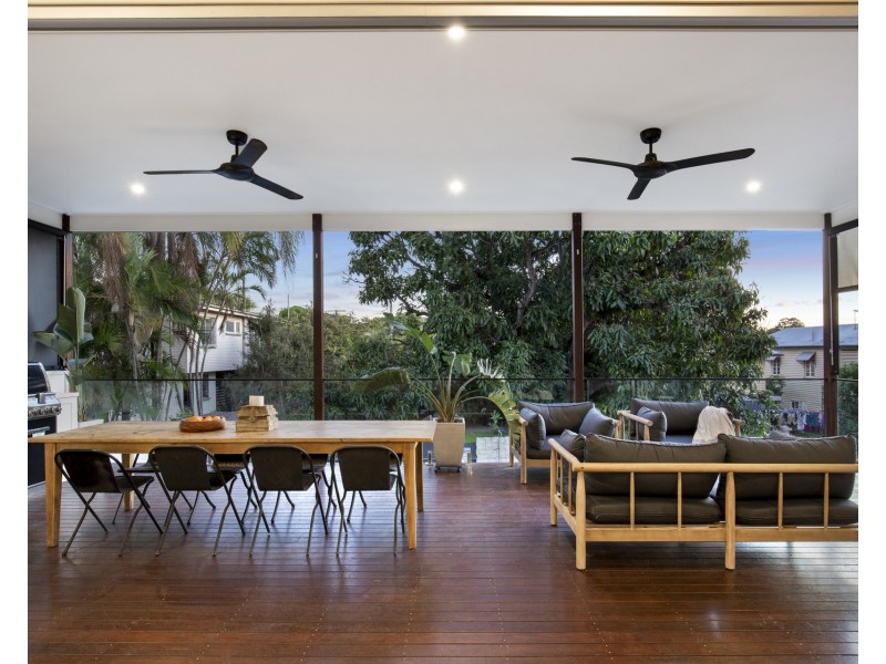 31 Price Street, Wooloowin QLD 4030