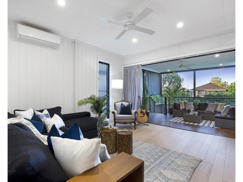 10 Wride Street, Wooloowin QLD 4030