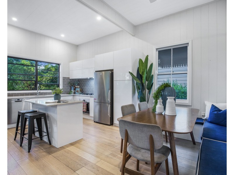 10 Wride Street, Wooloowin QLD 4030