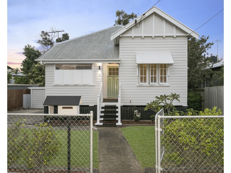 74 Oates Parade, Northgate QLD 4013