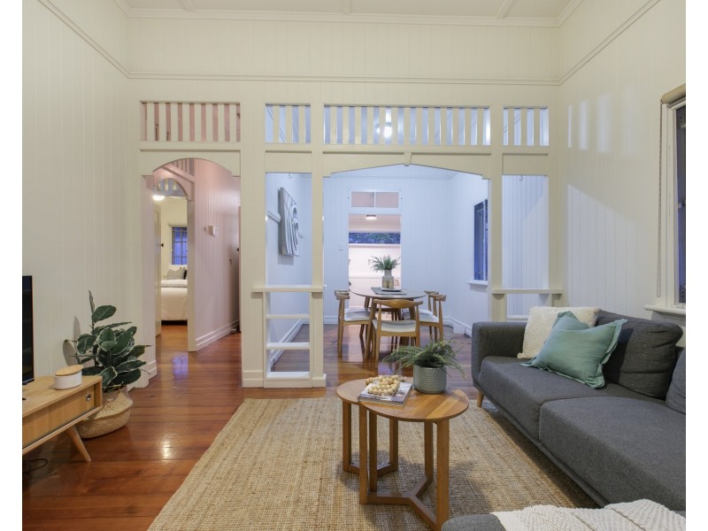 74 Oates Parade, Northgate QLD 4013