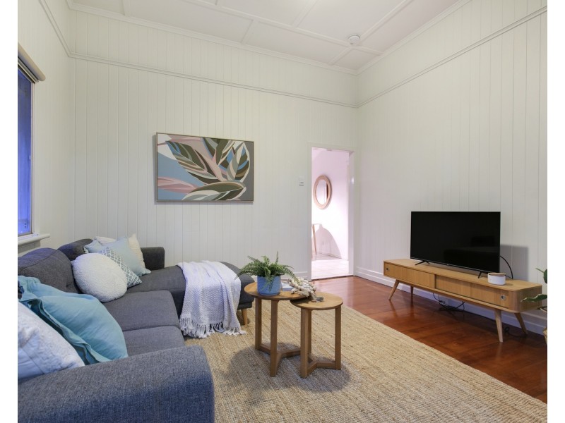 74 Oates Parade, Northgate QLD 4013