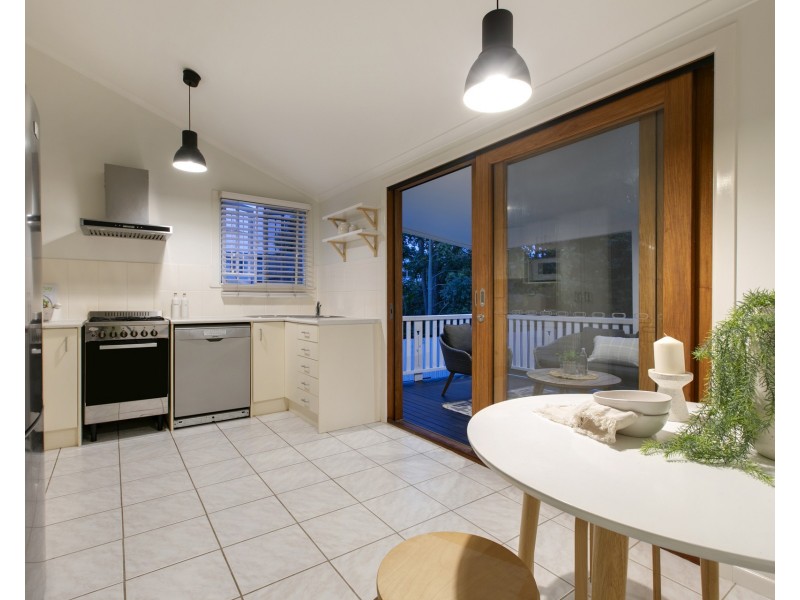 74 Oates Parade, Northgate QLD 4013