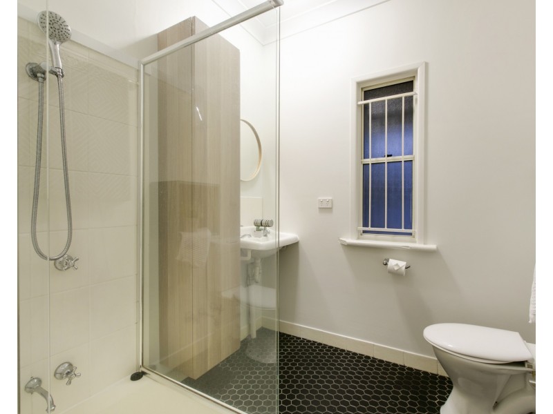 74 Oates Parade, Northgate QLD 4013