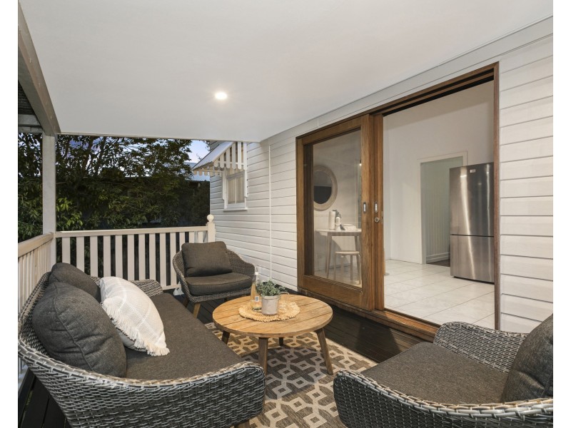 74 Oates Parade, Northgate QLD 4013