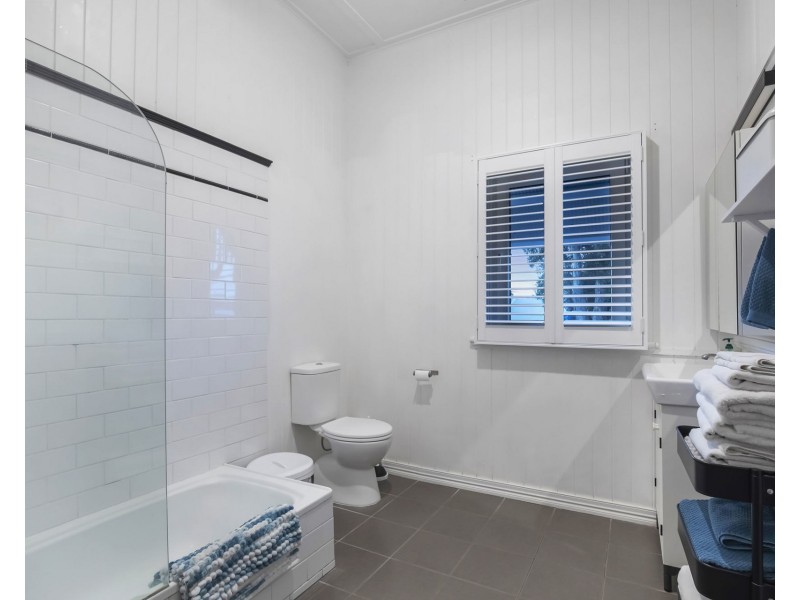 6 Peary Street, Northgate QLD 4013