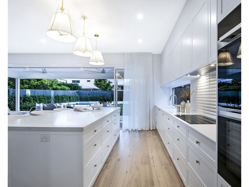 11 Rawson Street, Wooloowin QLD 4030