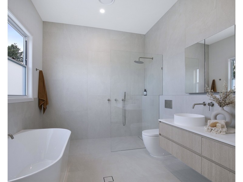 11 Rawson Street, Wooloowin QLD 4030