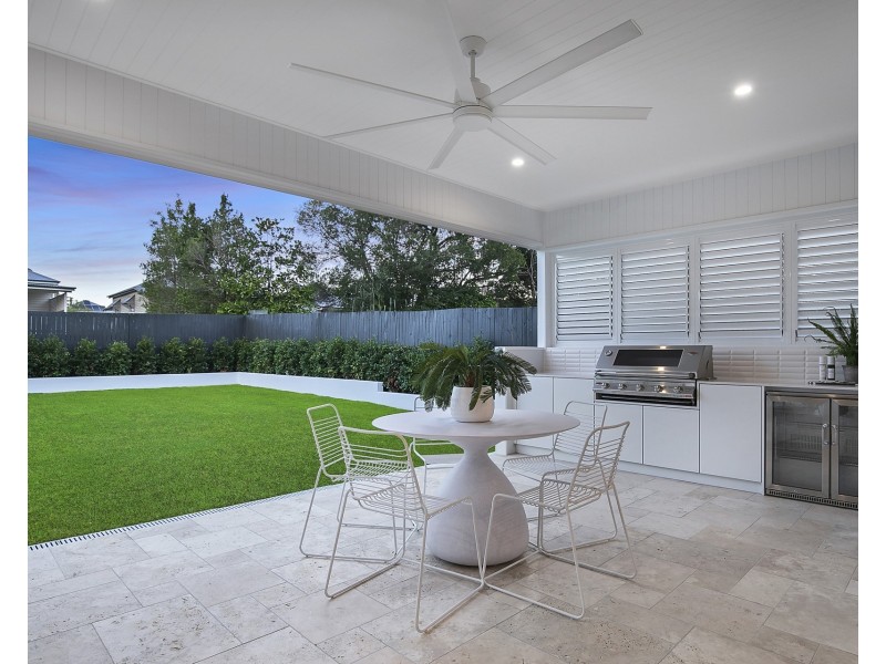 11 Rawson Street, Wooloowin QLD 4030