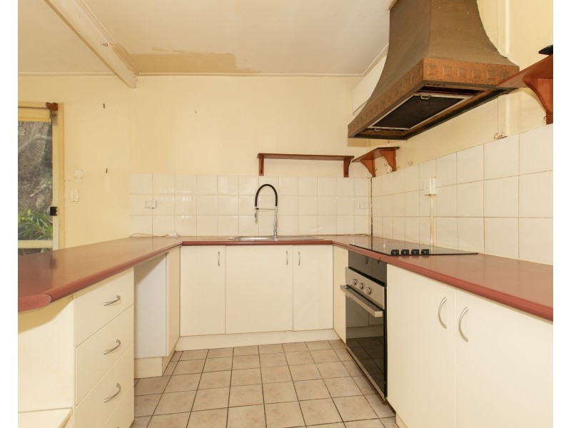 37 Hutton Street, Clayfield QLD 4011