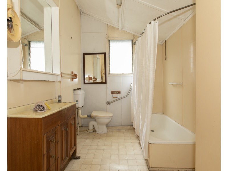 37 Hutton Street, Clayfield QLD 4011