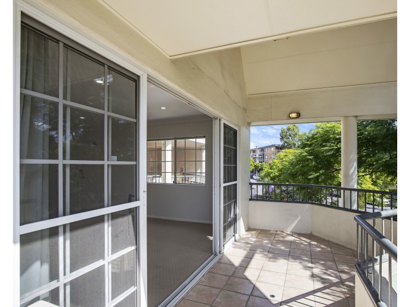 2/19 Drane Street, Clayfield QLD 4011