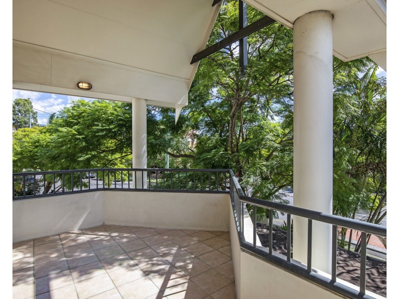 2/19 Drane Street, Clayfield QLD 4011