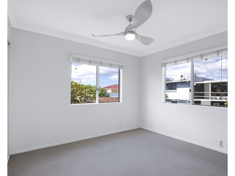 2/19 Drane Street, Clayfield QLD 4011