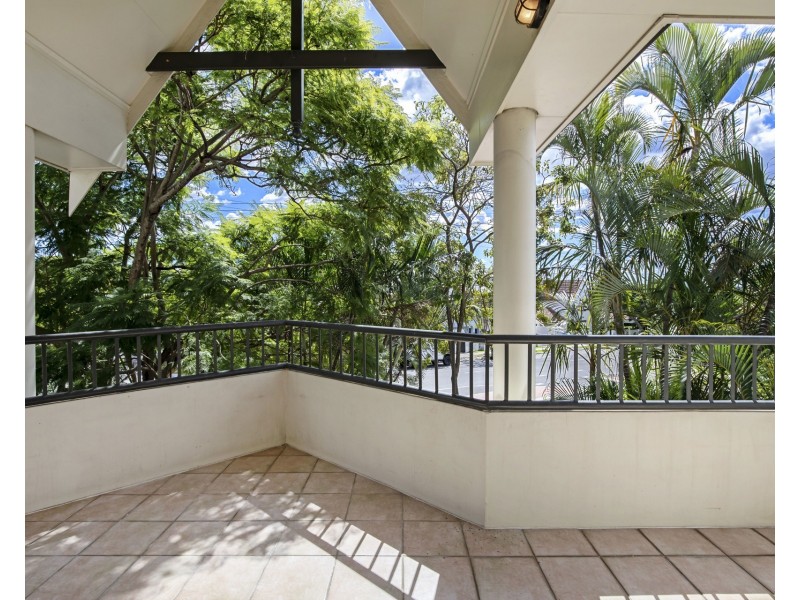 2/19 Drane Street, Clayfield QLD 4011