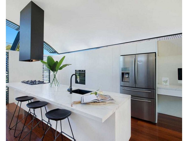 42A Reeve Street, Clayfield QLD 4011