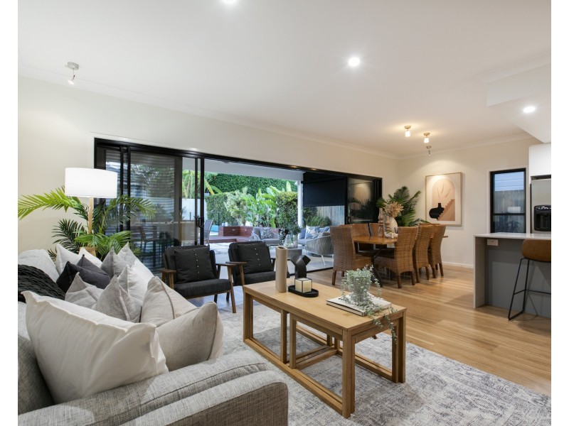 12 Price Street, Wooloowin QLD 4030