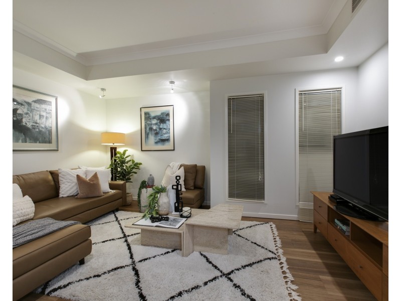 12 Price Street, Wooloowin QLD 4030