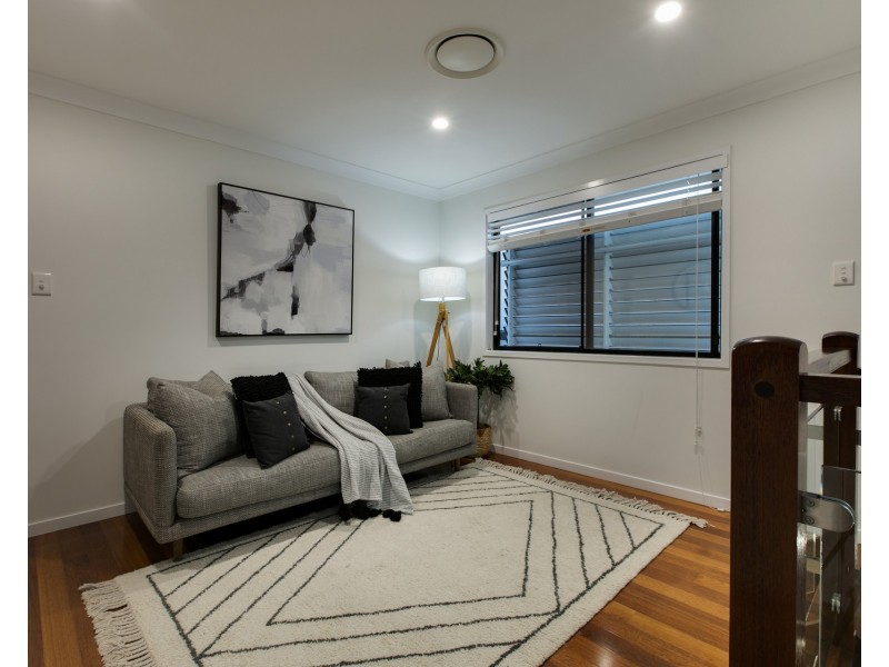 12 Price Street, Wooloowin QLD 4030