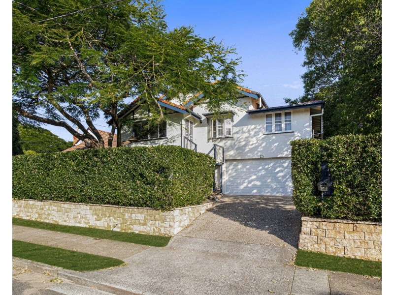 25 Railway Parade, Clayfield QLD 4011