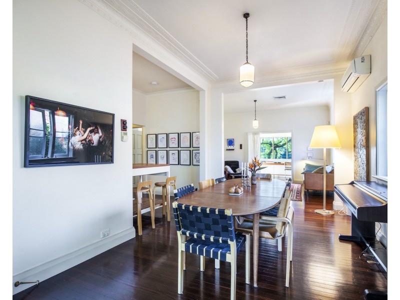 25 Railway Parade, Clayfield QLD 4011