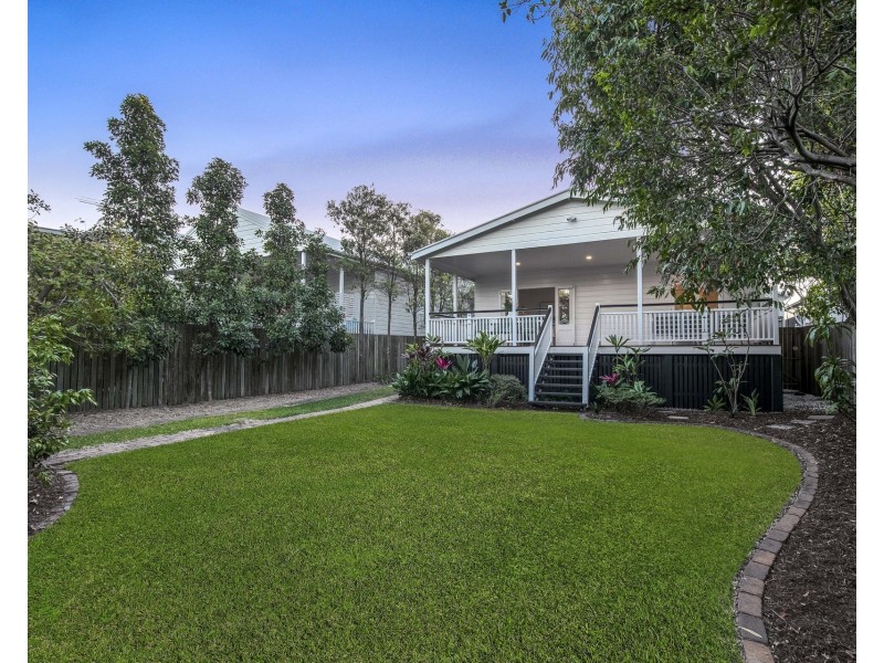 17 Kent Road, Wooloowin QLD 4030
