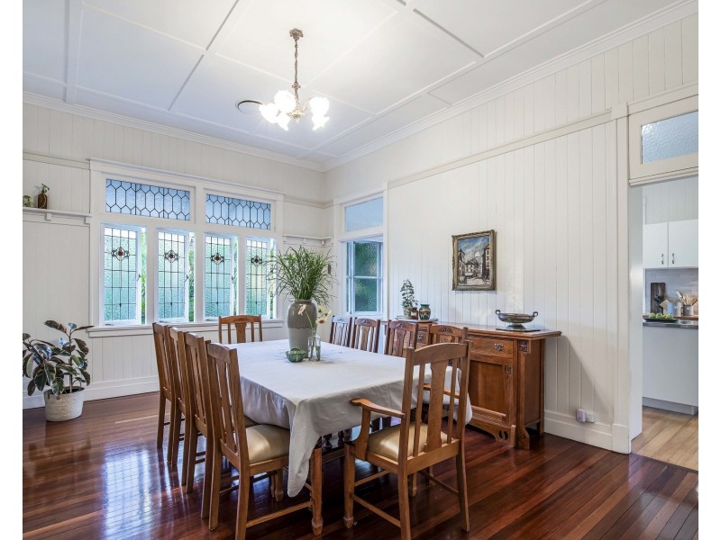 17 Miles Street, Clayfield QLD 4011