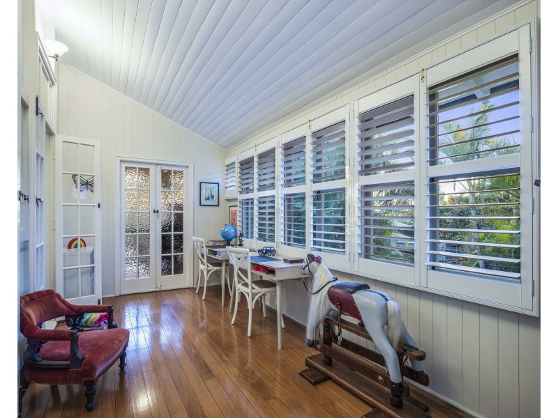 17 Miles Street, Clayfield QLD 4011