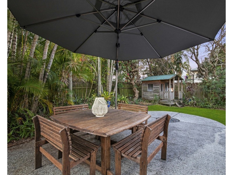 17 Miles Street, Clayfield QLD 4011