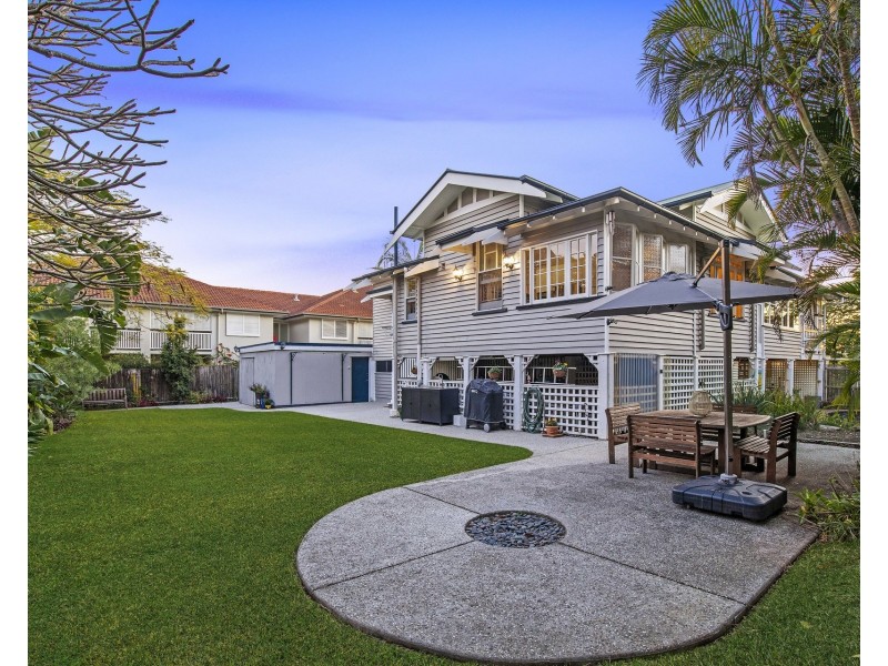 17 Miles Street, Clayfield QLD 4011