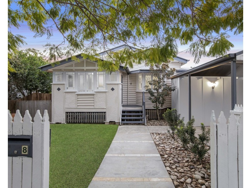 8 Owen Street, Wooloowin QLD 4030