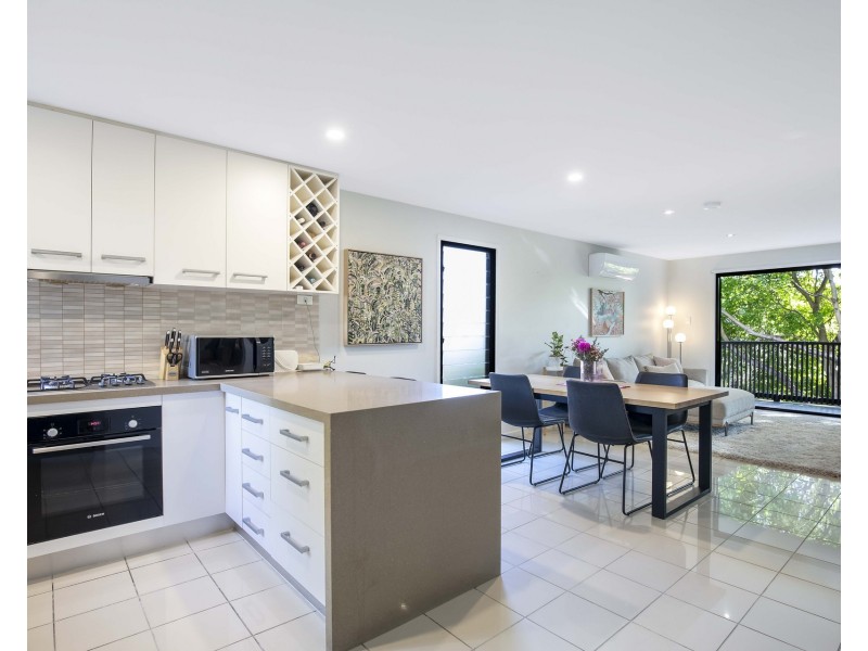 2/56 Montpelier Street, Clayfield QLD 4011