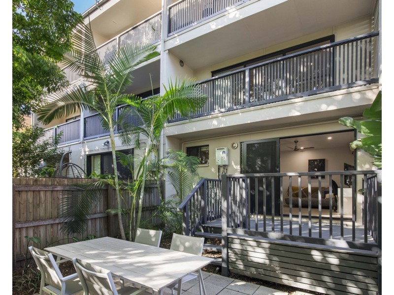 2/56 Montpelier Street, Clayfield QLD 4011