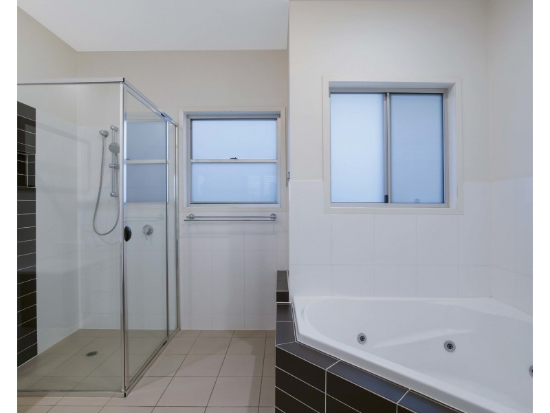 14 Jackson Street, Clayfield QLD 4011