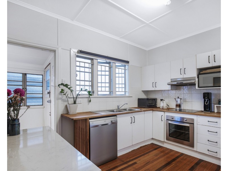 76 Spence Road, Wavell Heights QLD 4012