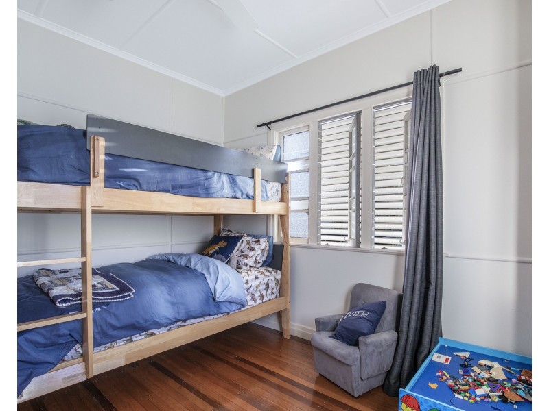 76 Spence Road, Wavell Heights QLD 4012