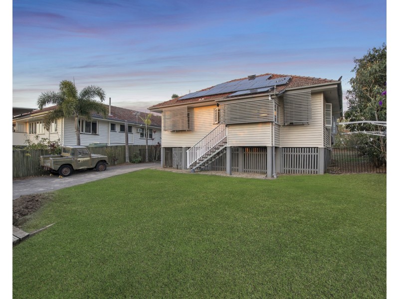 76 Spence Road, Wavell Heights QLD 4012