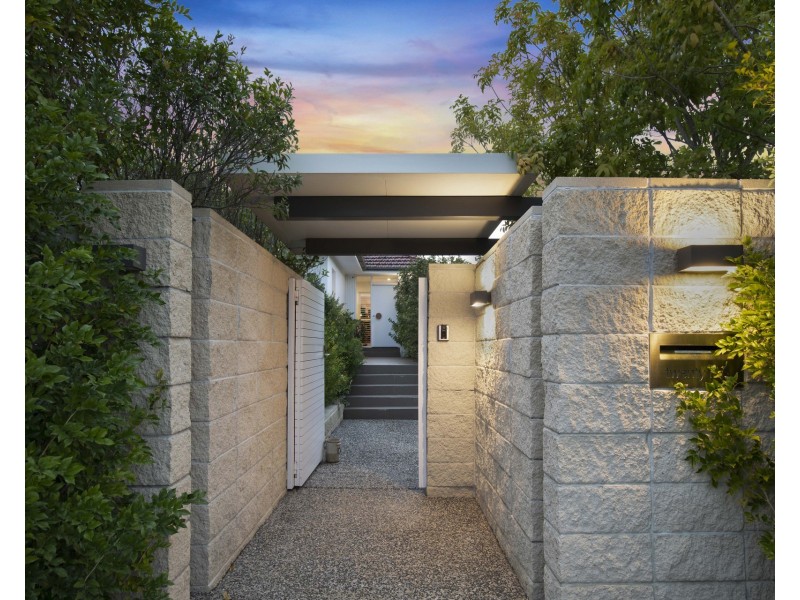 25 Barker Street, Wavell Heights QLD 4012