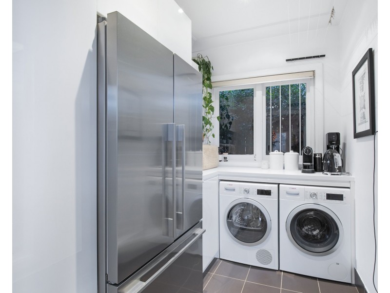 25 Barker Street, Wavell Heights QLD 4012