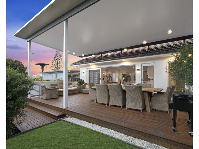 25 Barker Street, Wavell Heights QLD 4012