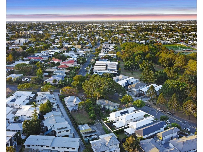 83 Hedley Avenue, Nundah QLD 4012